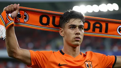 Fleetwood Town have signed Brighton midfielder Josh Robertson on a six-month loan, as the Cod Army also extended their...